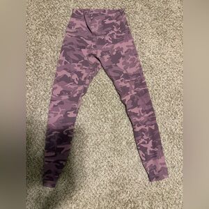Lululemon Leggings Size 6 NWOT